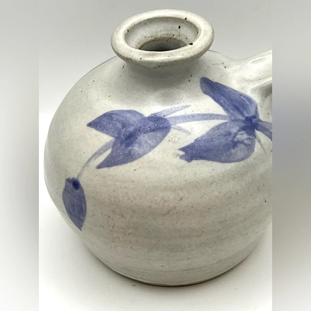 Handmade Dukeman Studio Art Pottery Ceramic Grey Blue Leaves Bud Vase w/Handle